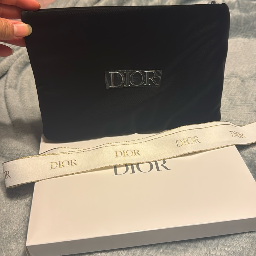Dior pouch